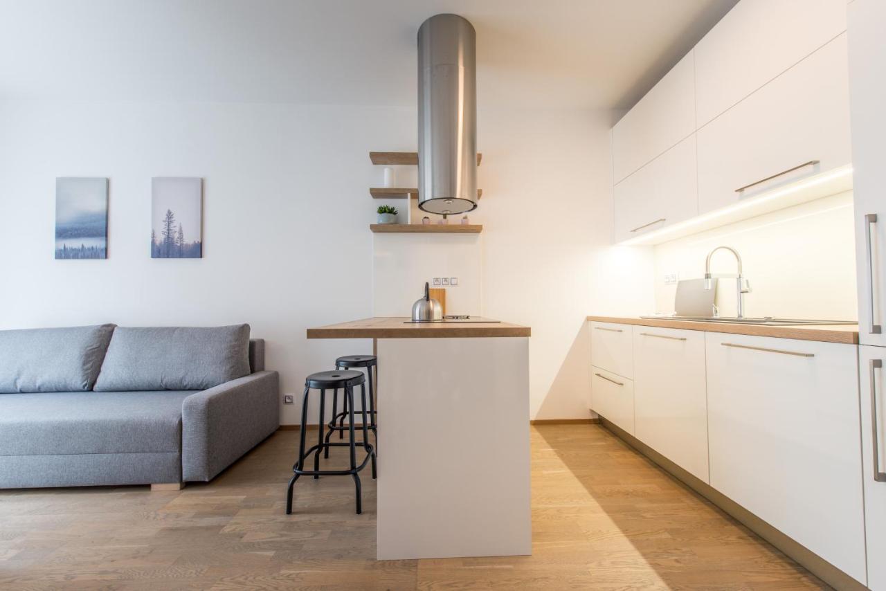 Mozart Central Apartments With Garage Prag Dış mekan fotoğraf