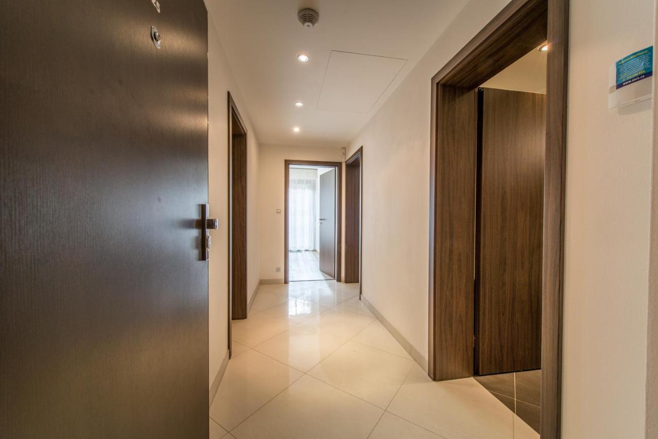 Mozart Central Apartments With Garage Prag Dış mekan fotoğraf
