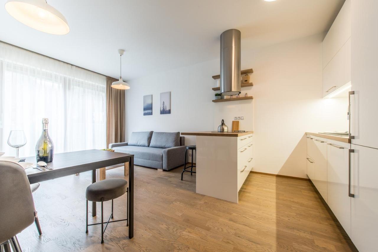 Mozart Central Apartments With Garage Prag Dış mekan fotoğraf