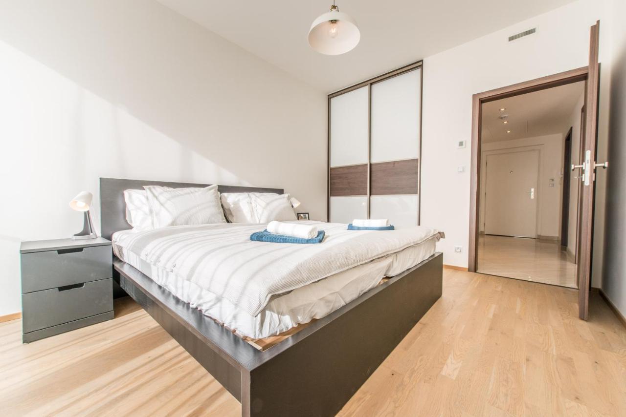 Mozart Central Apartments With Garage Prag Dış mekan fotoğraf